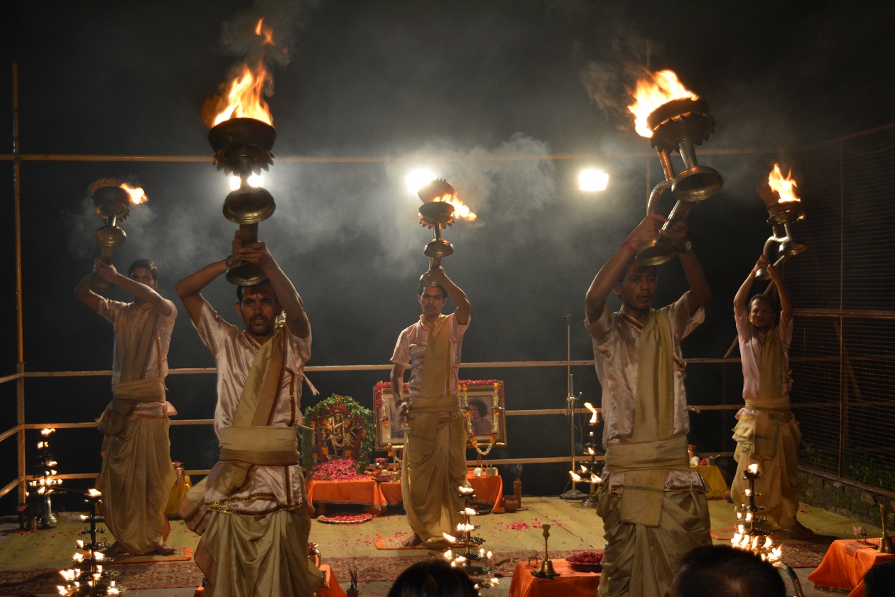 Varanasi and its world famous aarti (8)